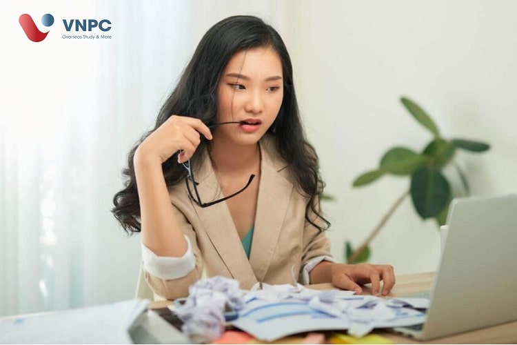 Đăng nhập King88 vina nhận +888K sinh mỹ có được làm thêm không